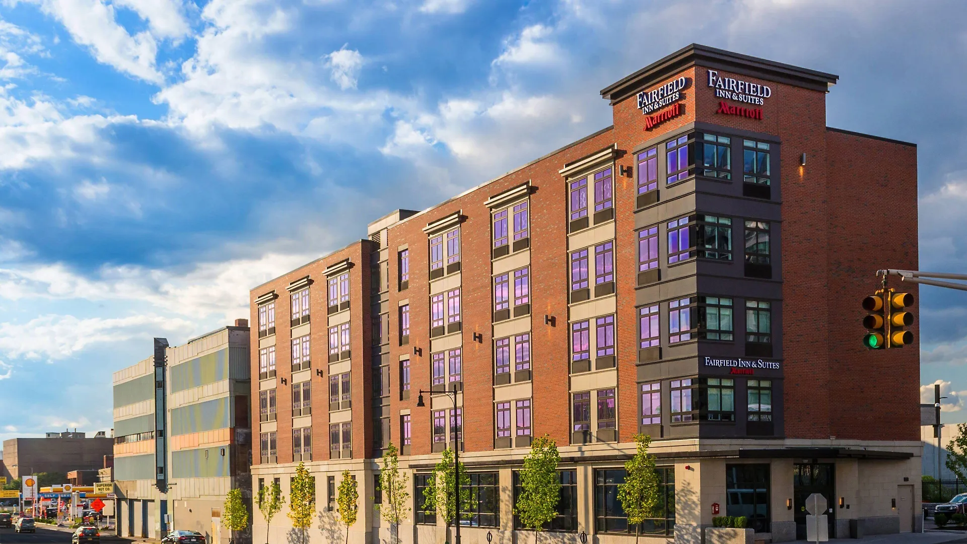 Where to Stay Near USS Constitution Museum: 4 Business Hotels