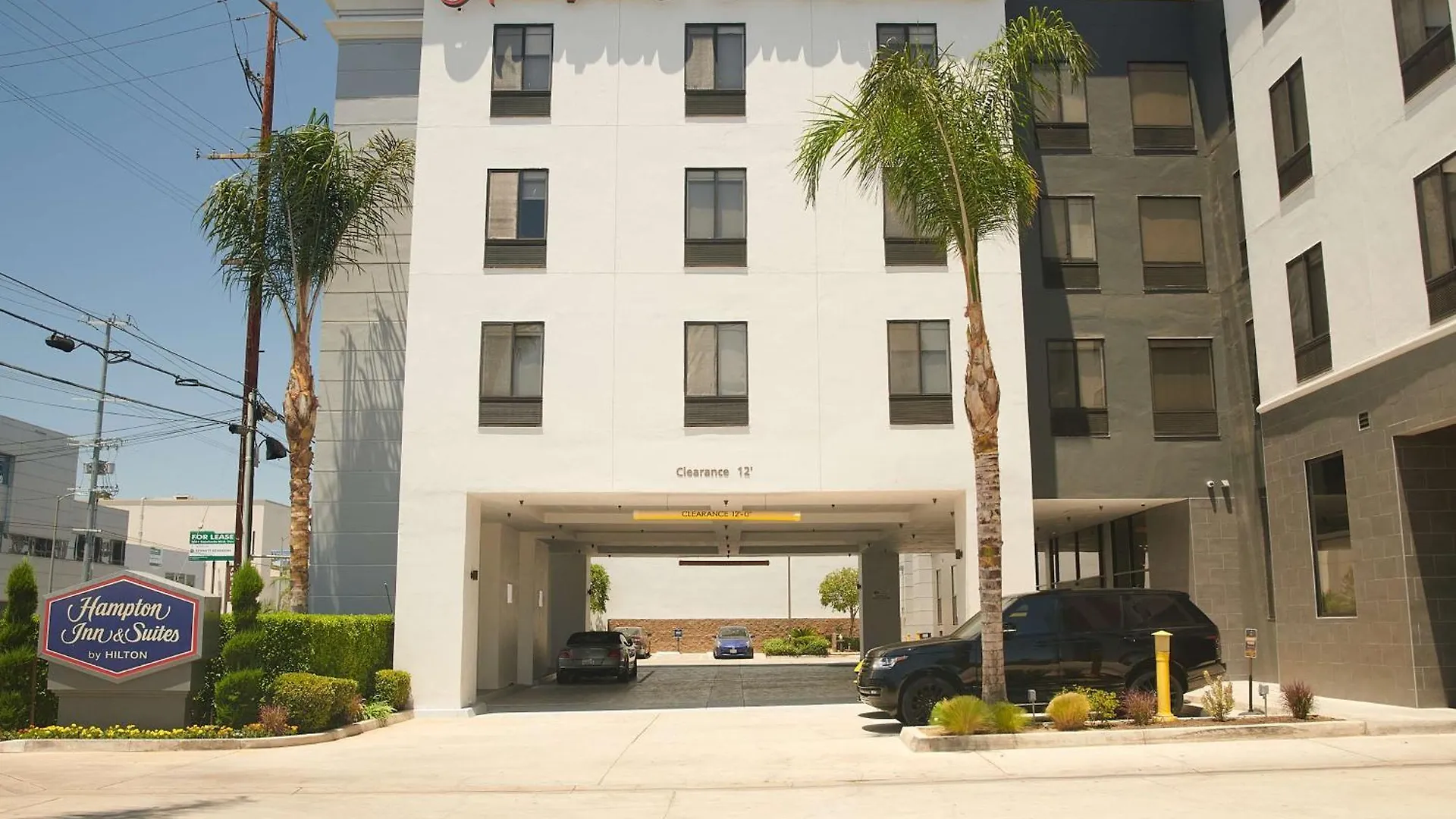 Where to Stay Near Laurel Canyon: 4 Family Hotels Reviewed