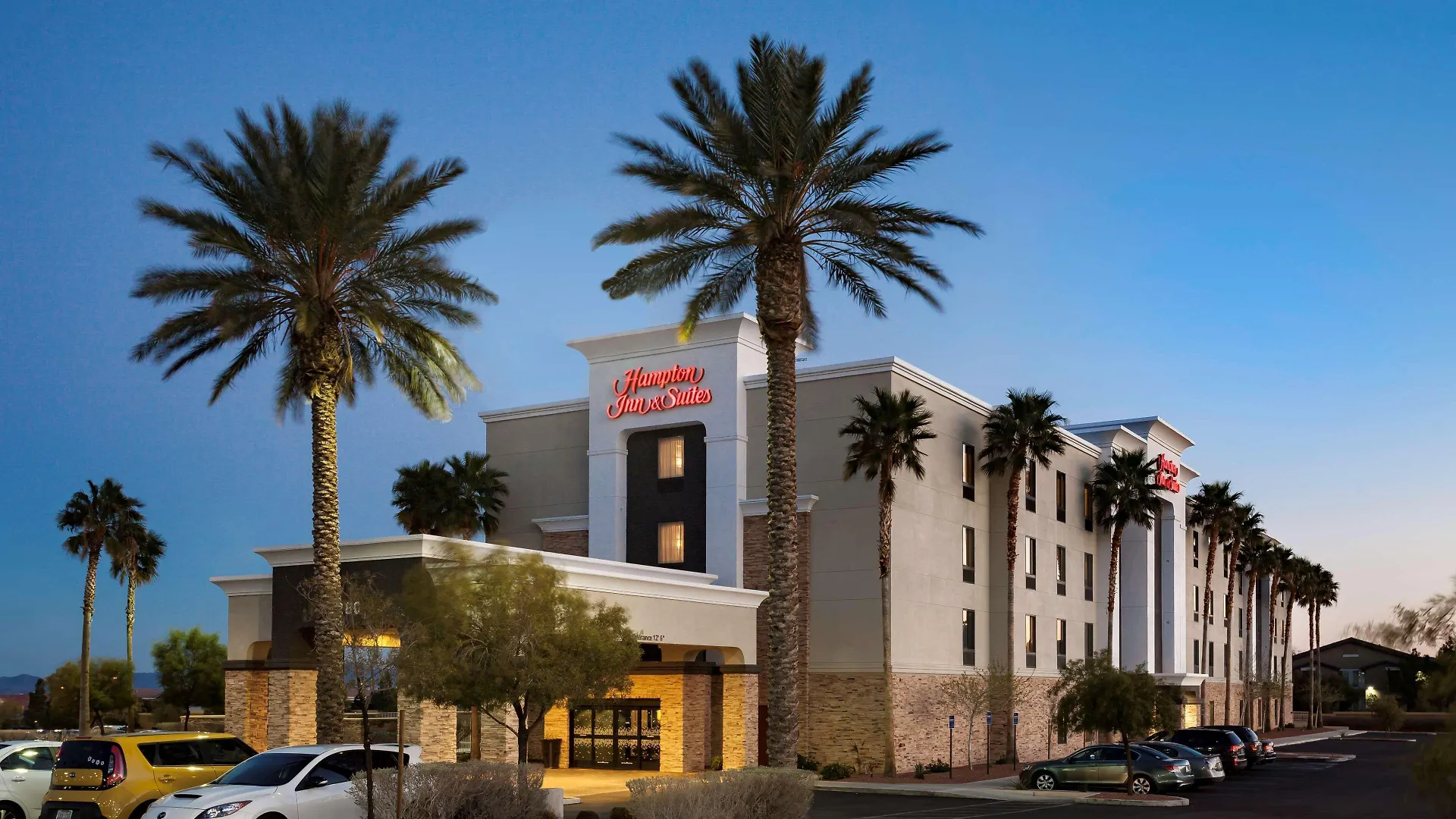 Staying Near Palms Casino Resort: 4 Budget Hotels Compared