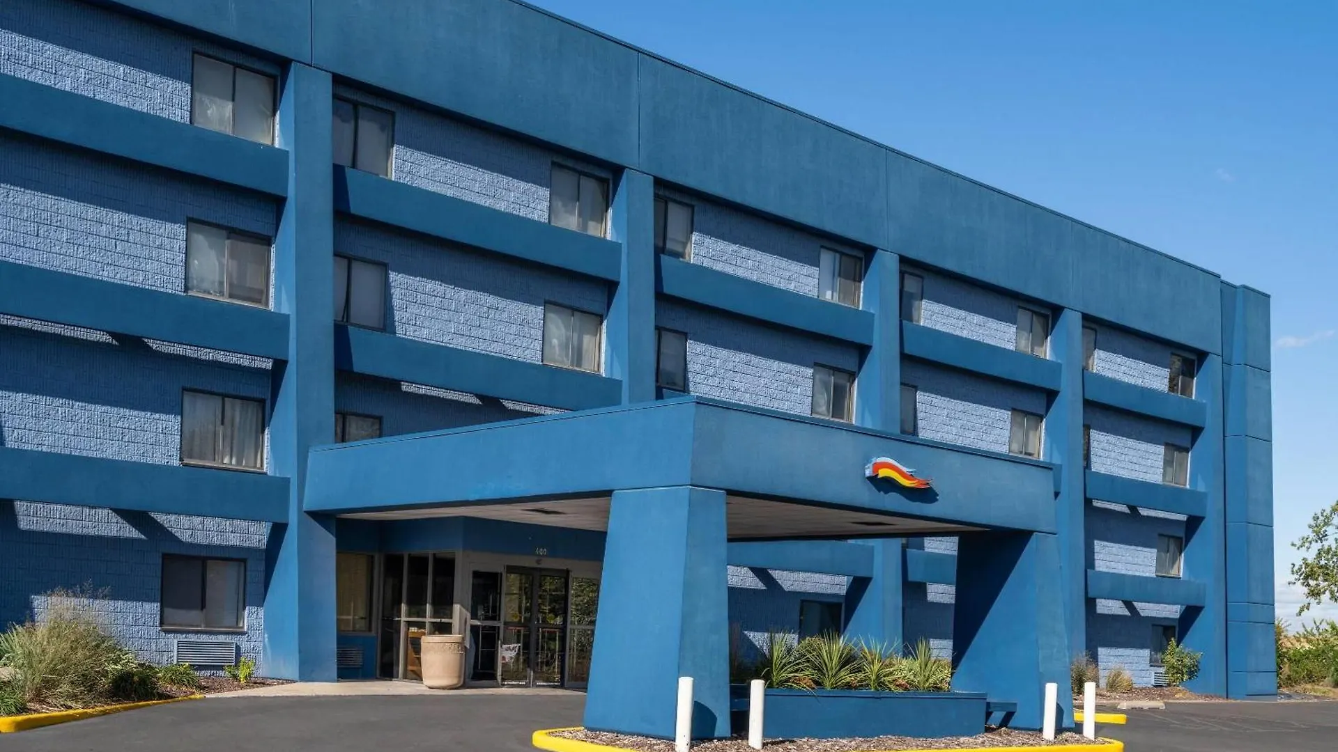 Where to Stay Near German American Heritage Ctr: 5 Business Hotels