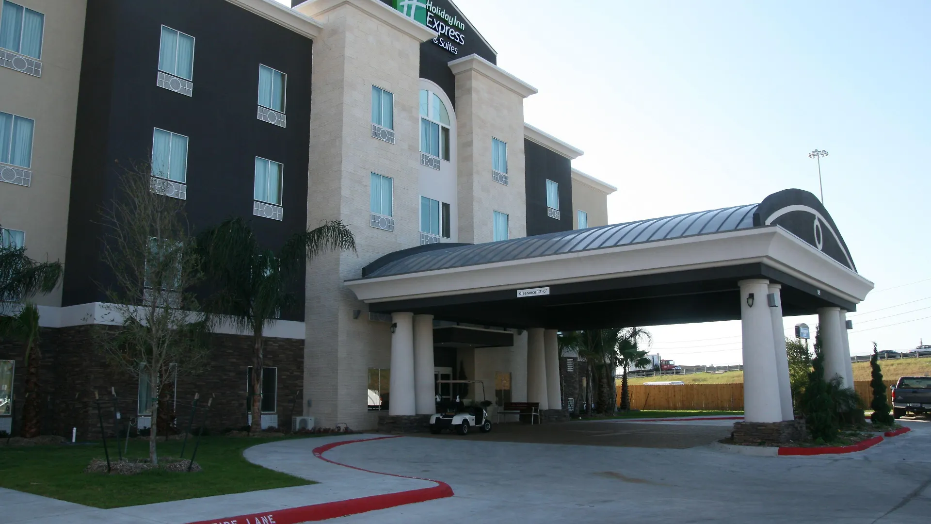 6 Affordable Hotels Close to Art Center of Corpus Christi