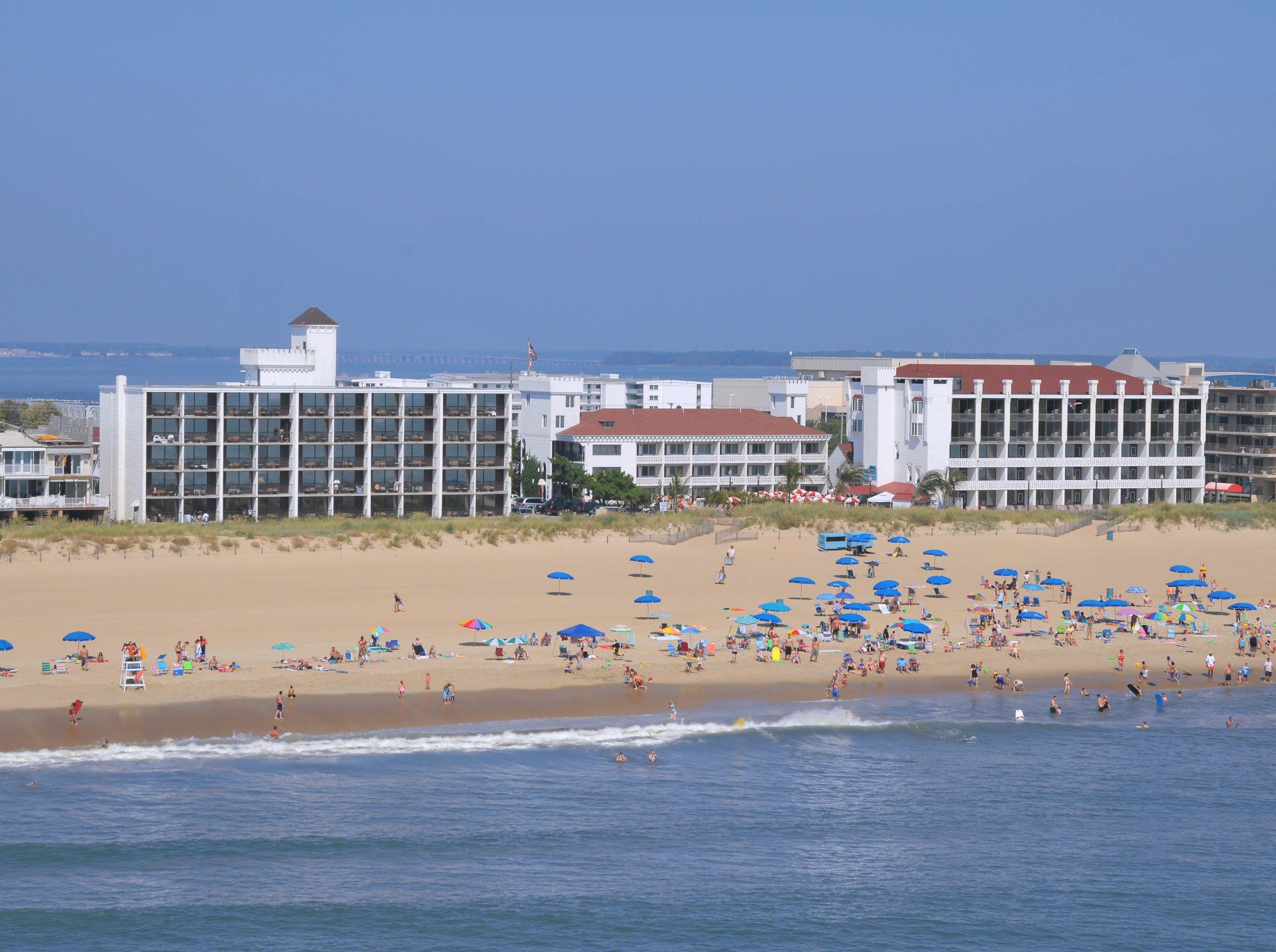 Staying Near 65th Street Slide and Ride: 6 Beach Hotels Compared