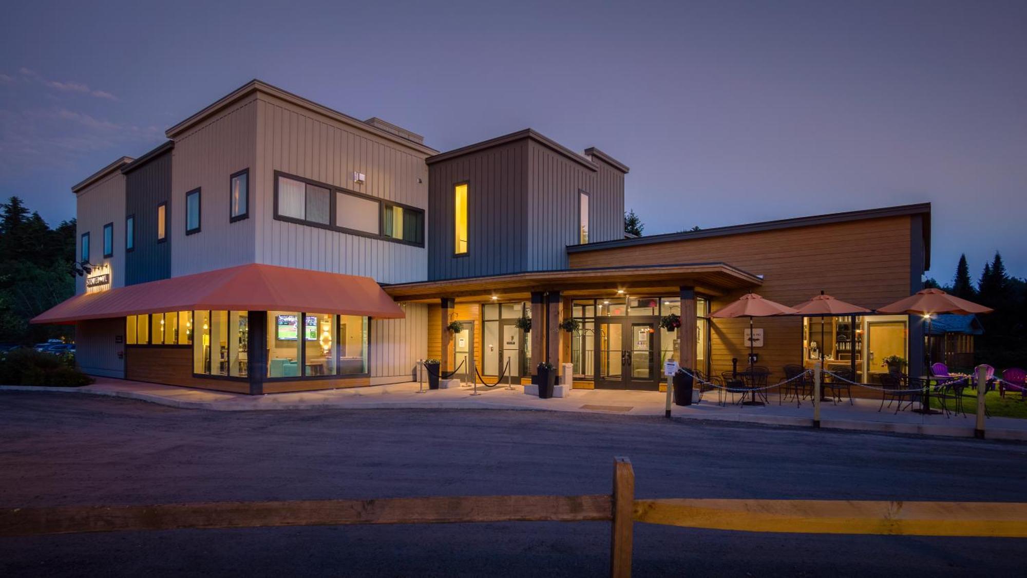 4 Budget Hotels Near Smugglers Notch State Park Worth Booking